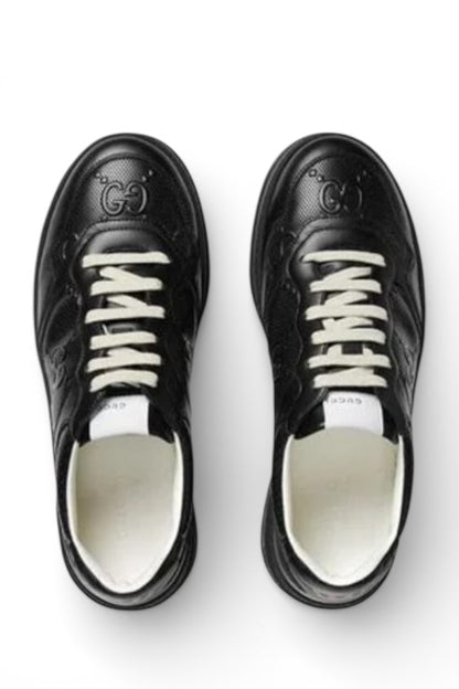 Luxury Men Mid Ankle Sneaker Signature