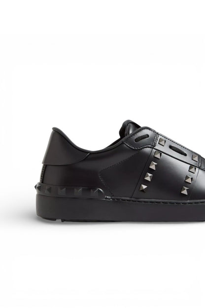 Luxury Men Mid Ankle Sneaker Stud