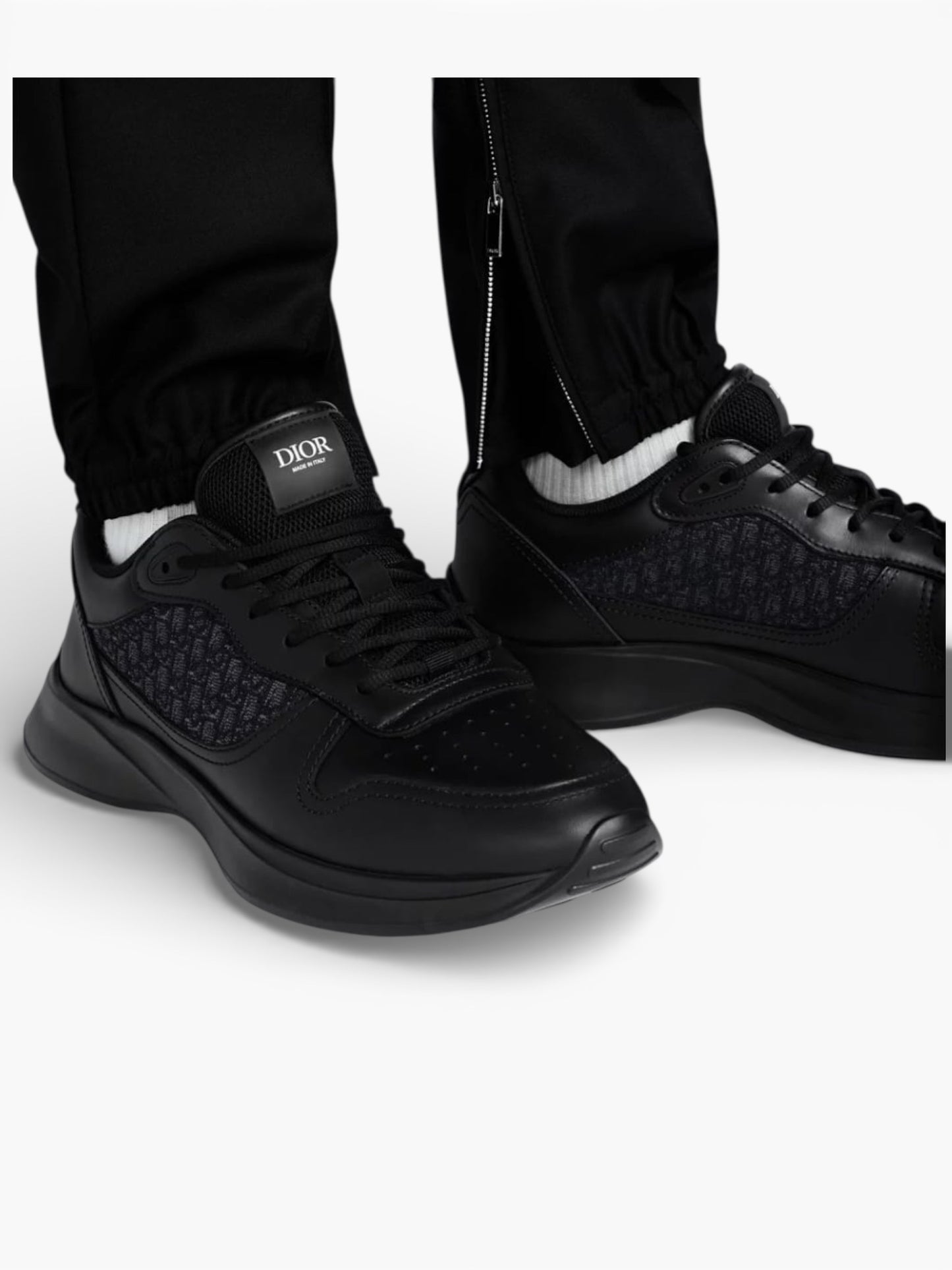 Luxury Men Mid Ankle Sneaker Signature