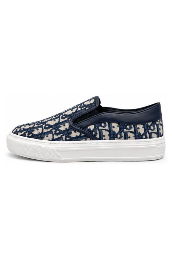 Premium Man Mid Ankle Sneaker