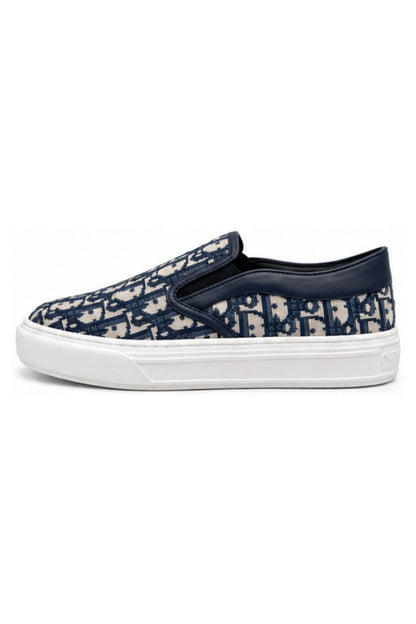Premium Man Mid Ankle Sneaker