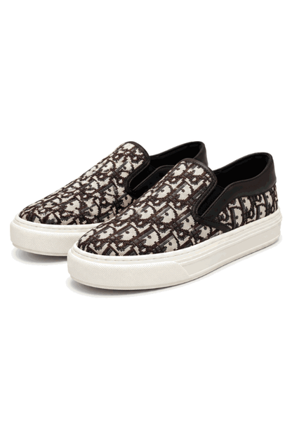 Premium Man Mid Ankle Sneaker
